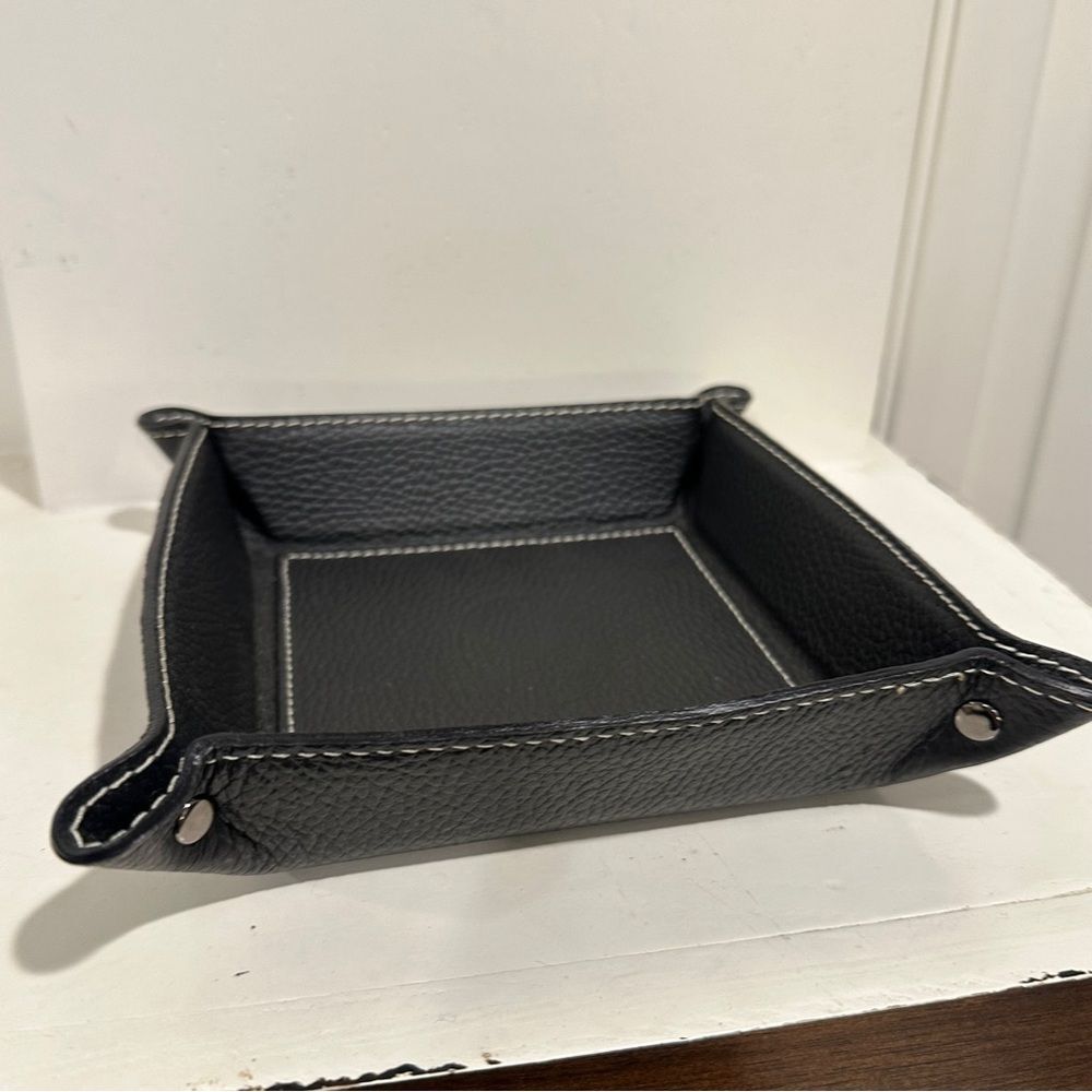 Black Italian Leather Valet Tray 6.5” x 6.5” - Picture 4 of 9
